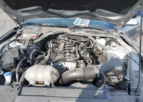 2022 Ford Mustang Ecoboost Premium z USA, uszkodzony, nr VIN 1FATP8UH0N5103717